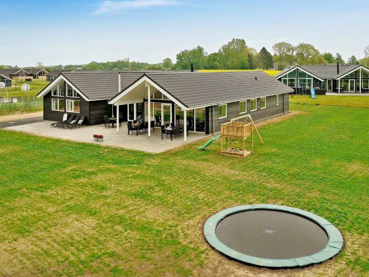 18 Person Holiday Home In Богенсе Екстер'єр фото